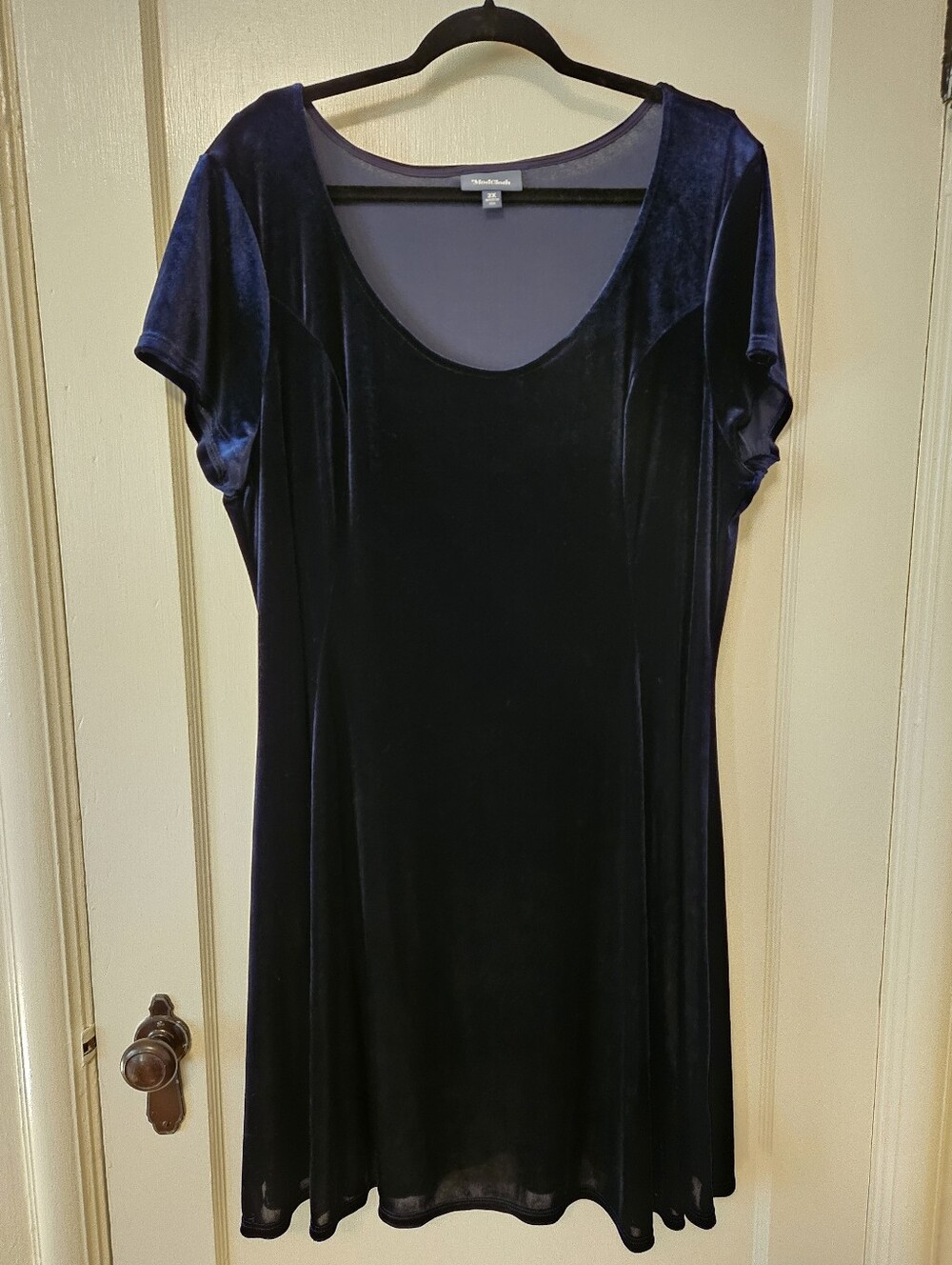ModCloth Velvet Scoop Neck Short Sleeve Dress in Midnight Blue Women's 2x - Picture 1 of 4